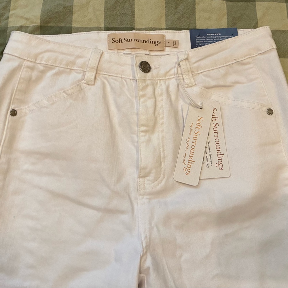 NWT Soft Surroundings White “The Ultimate High Rise Lace Hem Crop Jeans” 8 - Picture 2 of 10